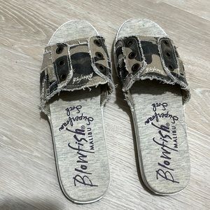 Blowfish slides Camo size 6.5